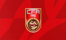 开云APP下载:足球报：国足输球后“连呼吸都是错的”；对阵日本要保证侵略性